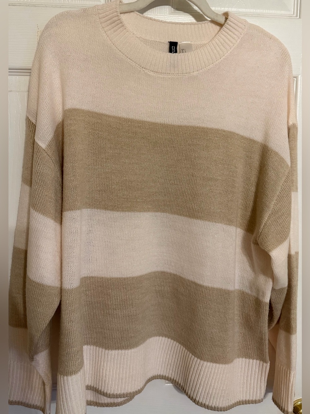 H&M Divided Beige and Cream Striped Sweater